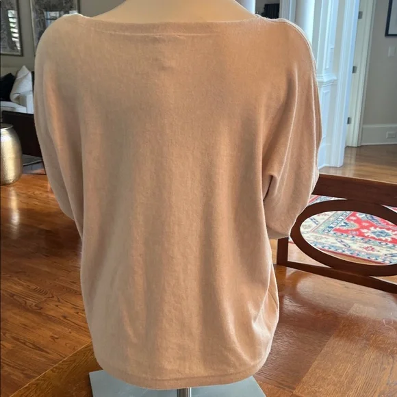 Floral Embroidered Women's Sweater - Picture 3 of 5